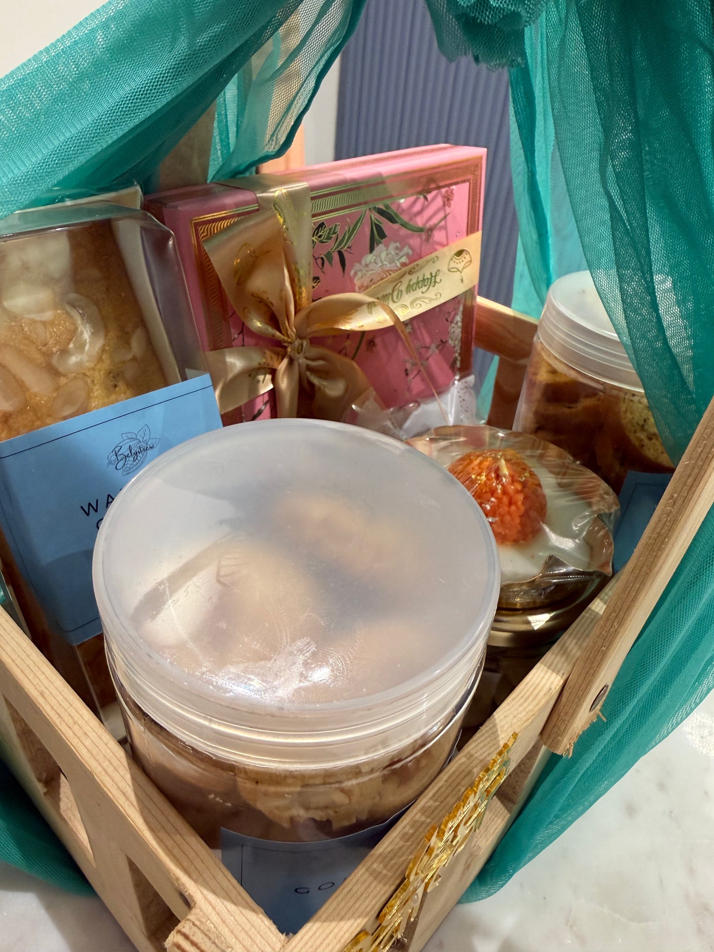 Premium Wooden Tray Gift Hamper – Cookies, Dry Cake, Chocolates, Nuts & Candle | Belgstrew Gurugram