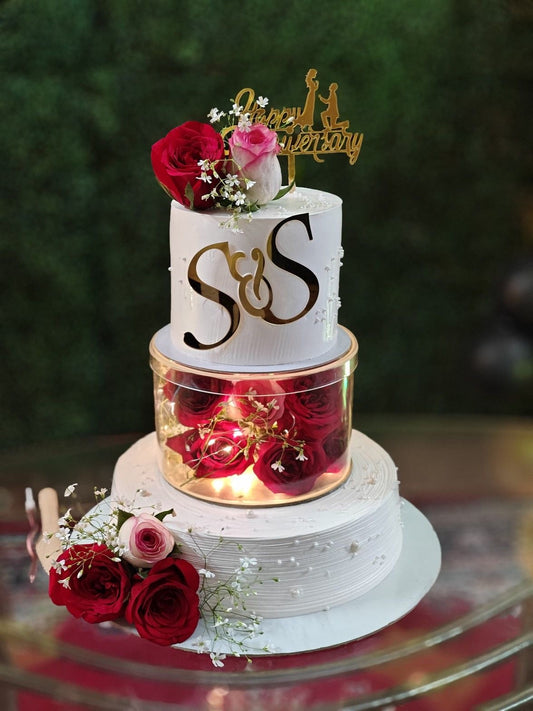 Engagement Cakes with Exquisite Detailing: Celebrate Your Promise with Belgstrew