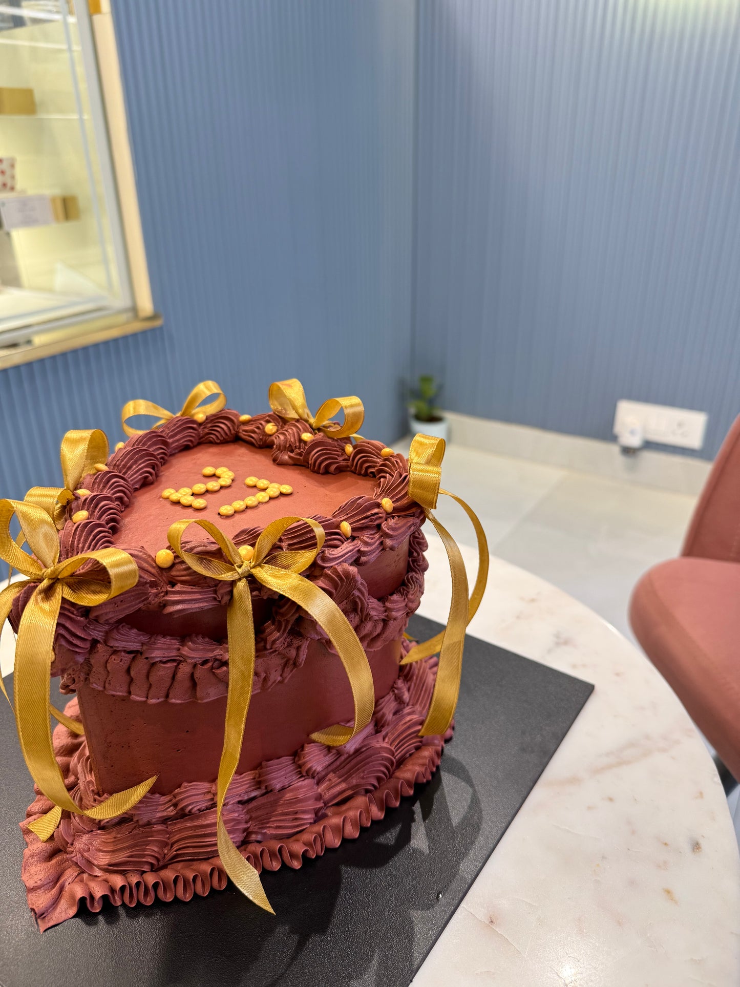 Heart-Shaped 2 Kg Hazelnut Praline Chocolate Cake with Golden Ribbons – Elegant Celebration Cake