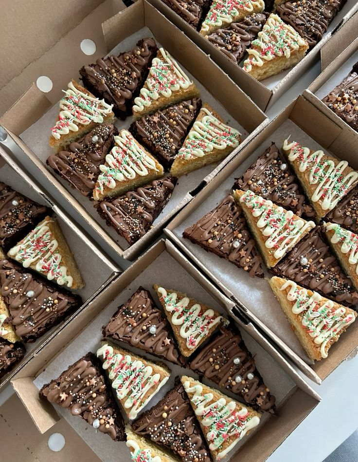 Christmas Brownie Box (8 Pcs)